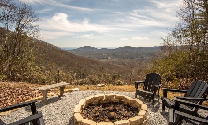 Sapphire House | High Heaven Mountain top dream