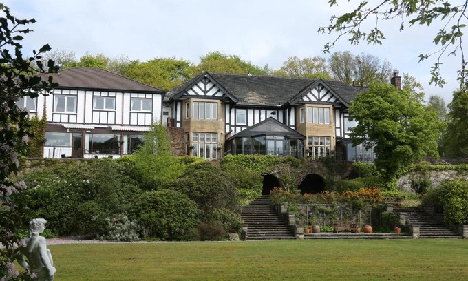 Simonstone Hotel | Higher Trapp Hotel