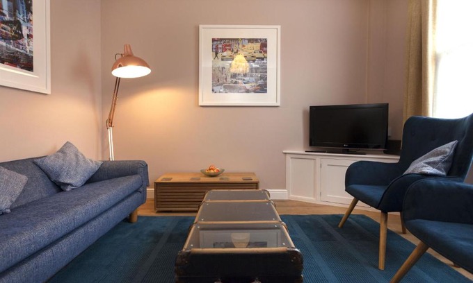 West Bridgford House | Highfield Grove