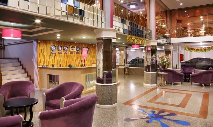 Nong Pa Khrang Hotel | Highway Hotel