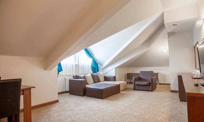 Elmalik Hotel | Highway Otel