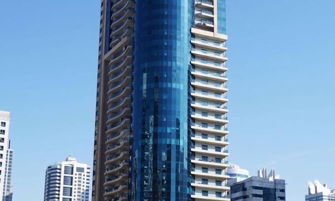 Dubai Marina Apartment | HiGuests - Time place