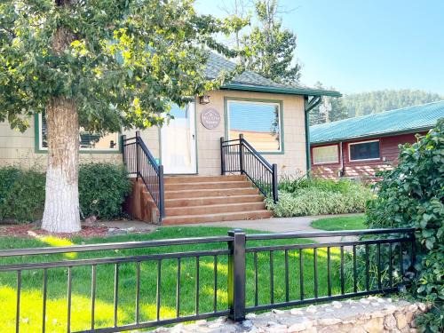 Hill City House | Hill City Haven Downtown Main Street