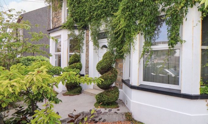 Boscundle Cottage | HILLCROFT, family friendly, character holiday cottage in St Austell