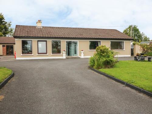 Dromin House | Hillgrove House