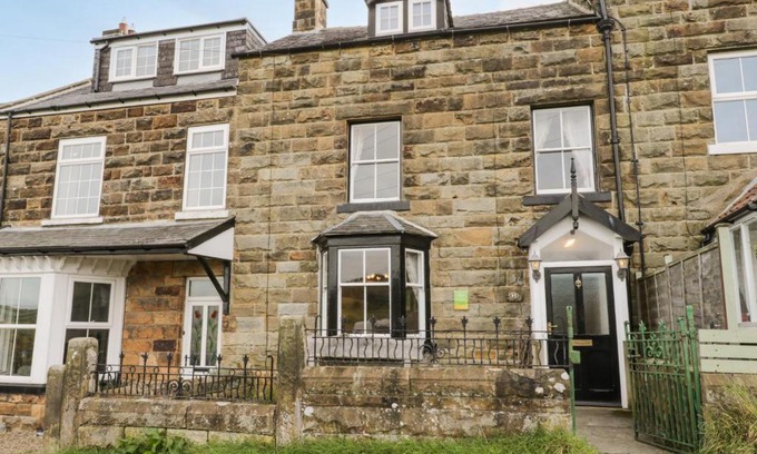 Glaisdale House | Hillrise