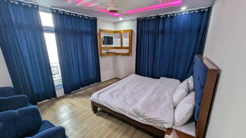 Loralai District Hotel | Hills View Hotel