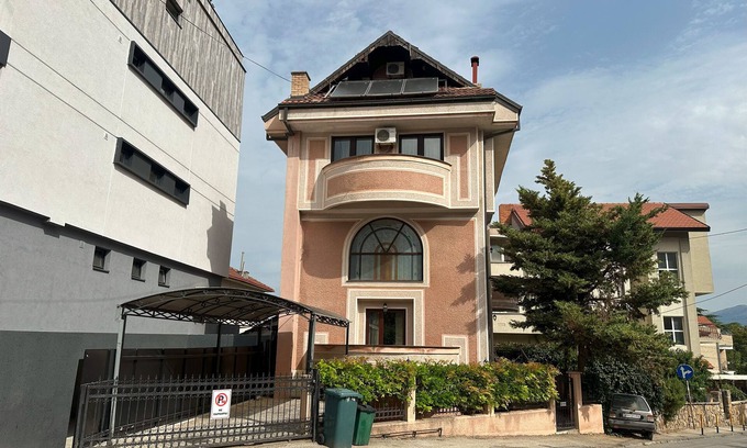 Centar Villa | Hillside Garden