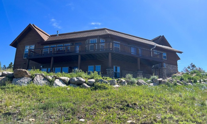 Innsbruck Val Moritz House | Hillside home with panoramic mountain views, deck, gas firepit & pool table