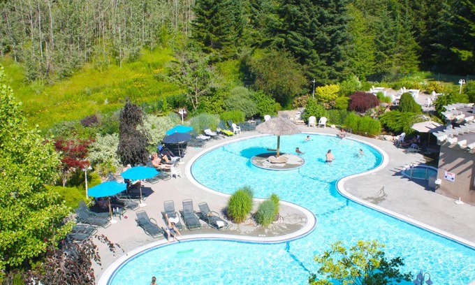 Salmon Arm Hotel | Hilltop Inn - Salmon Arm
