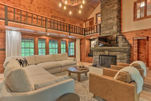 Lackawaxen House | Hilltop Lackawaxen Gem with River View and Fire Pit