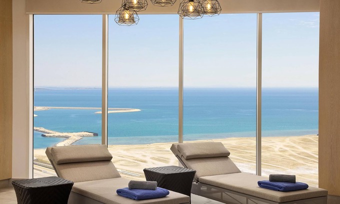 Al Khobar Hotel | Hilton Al Khobar King Fahd Causeway