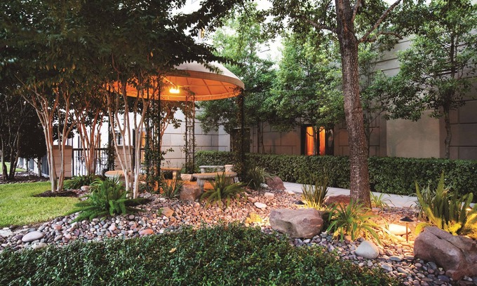 Deco Hotel | Hilton Garden Inn Houston NW/Willowbrook