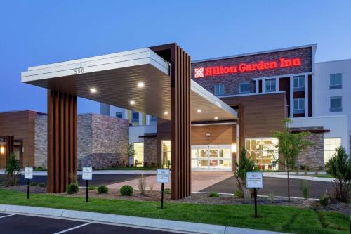 Waite Park Hotel | Hilton Garden Inn St. Cloud, Mn
