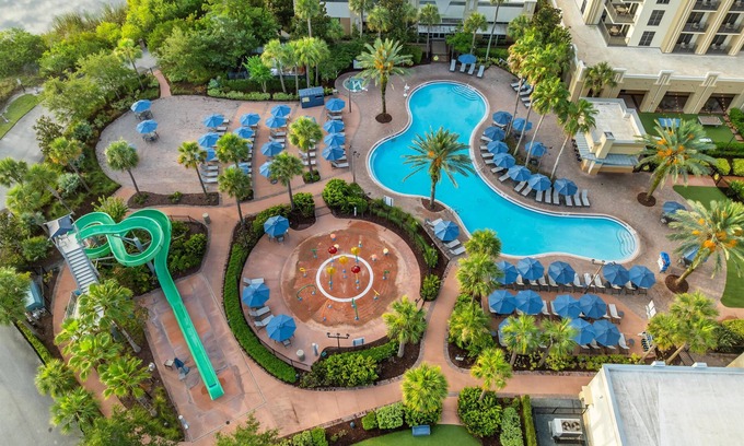 Florida Central Atlantic Coast Resort | Hilton Grand Vacations Club Las Palmeras Orlando