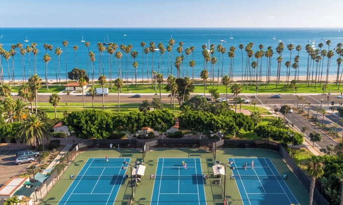 East Beach Resort | Hilton Santa Barbara Beachfront Resort