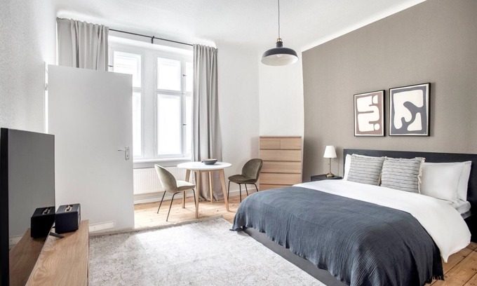 Friedrichshain Apartment | Hip Friedrichshain Studio at Boxhagener Platz, by Blueground