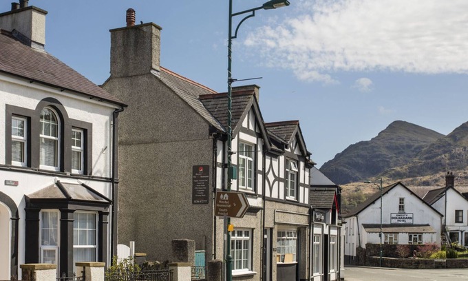 Gallt Y Foel House | Hirfron