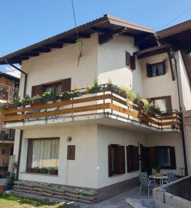Resia Bed & Breakfast | Hisa Karletavi