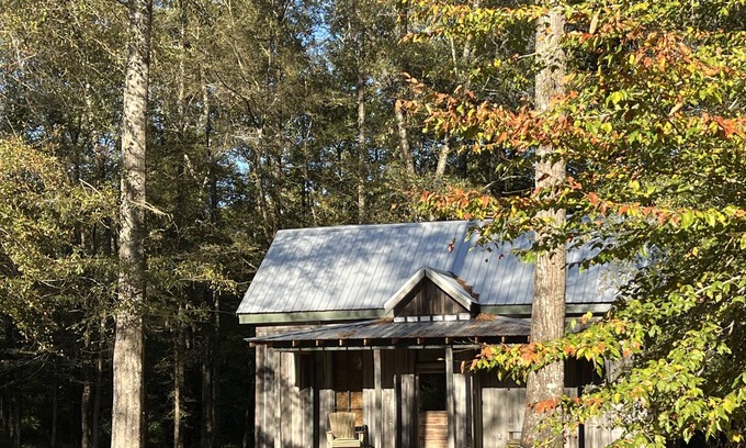 McComb Cottage | Historic 1 bed, 1 bath cottage that is over 100 years old with modern amenities