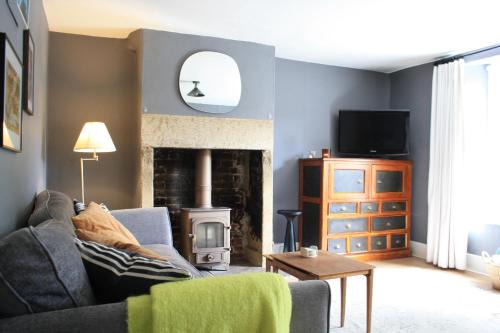 Belper House | Historic 2 bed Joseph's Cottage, Belper