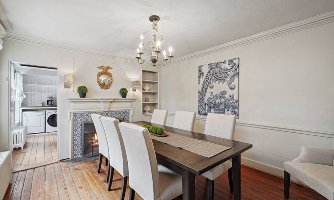 Old Town Alexandria House | Historic 4-bedroom Brockett's Row house in Old Town Alexandria