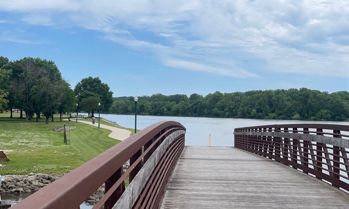 Warsaw House | Historic Charm Meets Lakeside Retreat: Unique Old Town Main Apartment