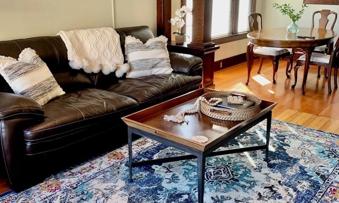 Astoria Apartment | Historic Downtown Flat, No. 2