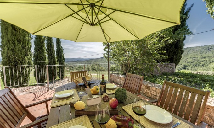 Vescovado Villa | Historic Holding with wonderful swimming pool near Siena, Tuscany, Italy