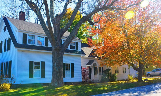 Belfast House | Historic home in vibrant coastal town is a contemporary beauty!
