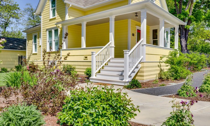 Northeast Neighbors House | Historic Home Near Downtown Salem: Walk to Capitol