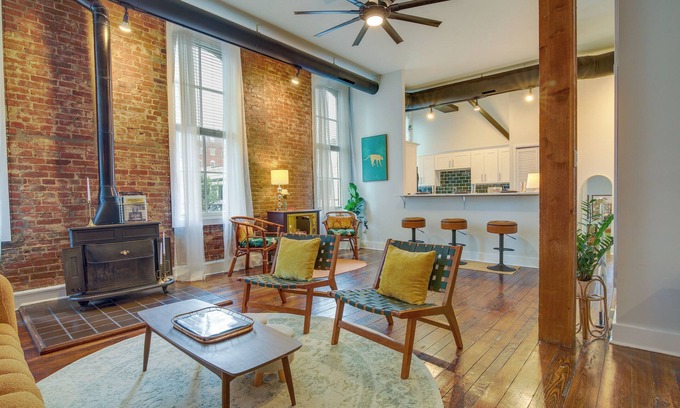 Downtown Memphis Condo | Historic Memphis Condo: Walk to Beale Street!