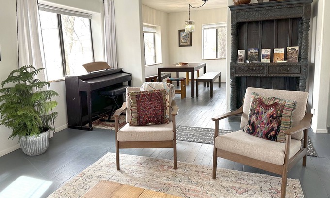 Southside House | Historic Rock House w/Hot Tub and Game Room Downtown next to NAU