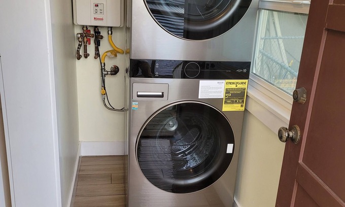 Guajome Cottage | Historic Victorian Cottage