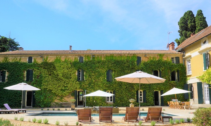 Montagnac House | Historic Vineyard and Manor House near the Mediterranean coast