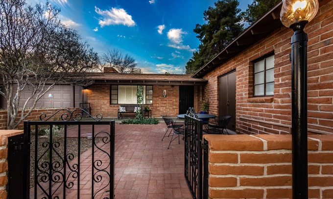 Tucson House | Historical Home Central East Side
