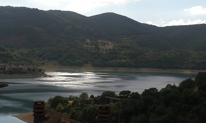 Castel di Tora Apartment | Historical Vintage apartament in Castel di Tora