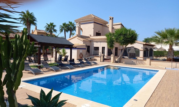 Corverica Villa | HL 015 Holiday rentals 4 Bedrooms 4 Bathroom villa with private pool