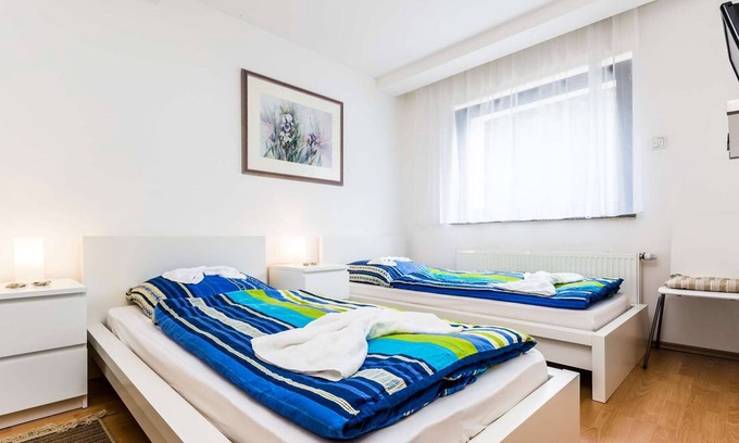Buchheim Apartment | HÖ01 large apartment with dryer and washing machine