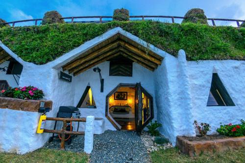 El Penol Hotel | Hobbit Hotel El peñol Guatapé