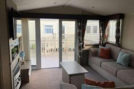 Christchurch Resort | Hoburne Park Sunflower