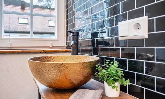 Neustadt an der Weinstrasse Apartment | Holiday Apartment 'Fachwerk' with Wi-Fi