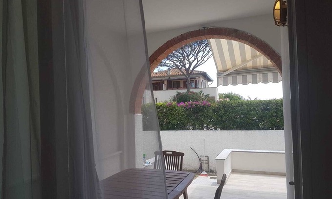 Marina di Campo Apartment | Holiday Apartment "Golden River 1" with Italian Charm