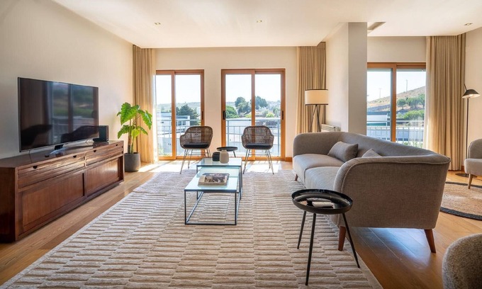 Reboleira Apartment | Holiday apartment Amadora for 1 - 6 persons with 3 bedrooms - Holiday apartment