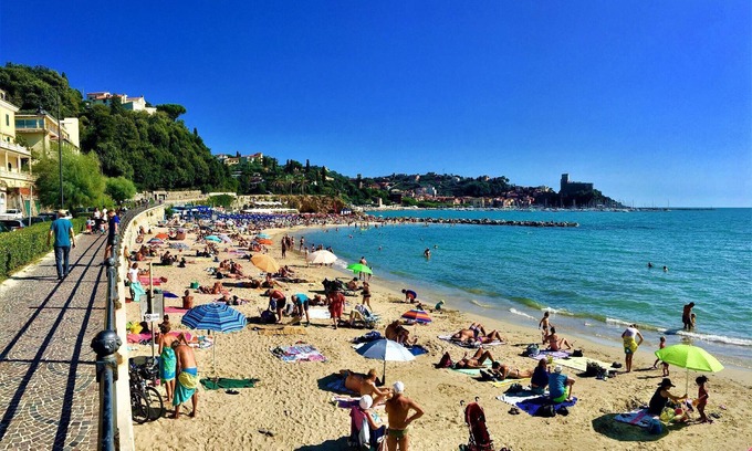 Ameglia Apartment | Holiday apartment Ameglia for 1 - 4 persons with 2 bedrooms - Holiday apartment