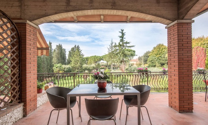 Santarello Apartment | Holiday Apartment "Appartamento Ulivo" with Garden & Terrace