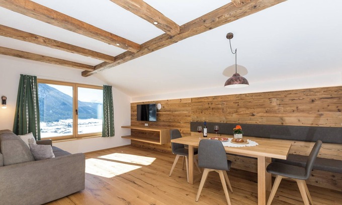 Valle di Casies Apartment | Holiday Apartment 'Ausserharmerhof Wiesenglück' with Mountain View, Shared Garden and Wi-Fi