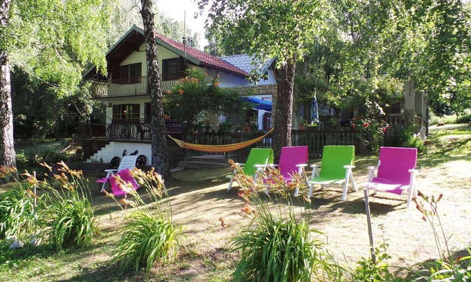 Breze Apartment | Holiday apartment in quiet and secluded location for nature lovers with children