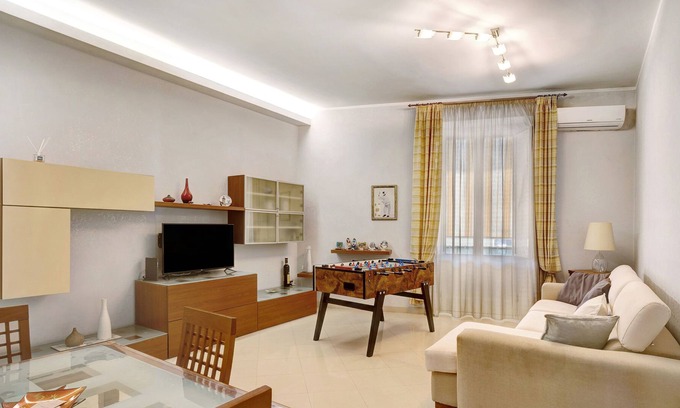 Naples Apartment | Holiday Apartment "Incanto House" with 4 Balconies & Wi-Fi