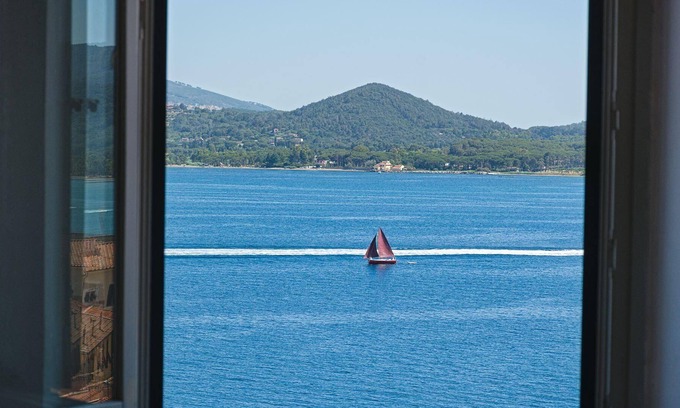 Portoferraio Old Town Apartment | Holiday apartment Portoferraio for 1 - 5 persons with 3 bedrooms - Holiday apartment